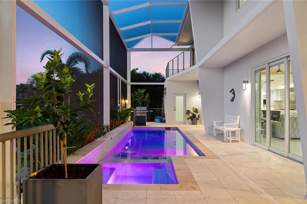 724 Plantation CT, MARCO ISLAND FL 34145-41