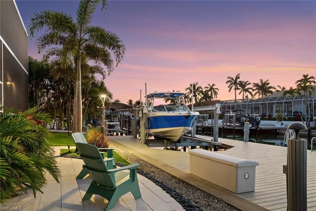 724 Plantation CT, MARCO ISLAND FL 34145-45