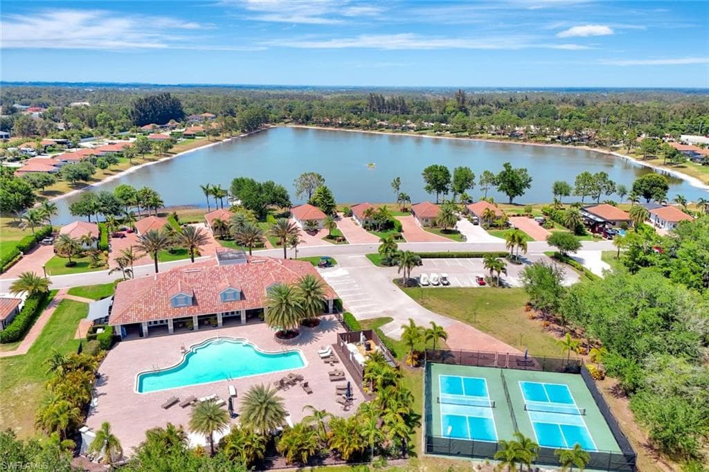 13619 Golden Palms CIR, FORT MYERS FL 33913-19