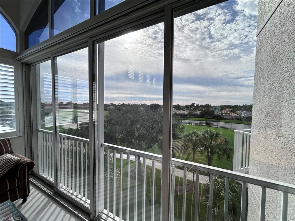 1530 Clermont DR # 401G, NAPLES FL 34109-12