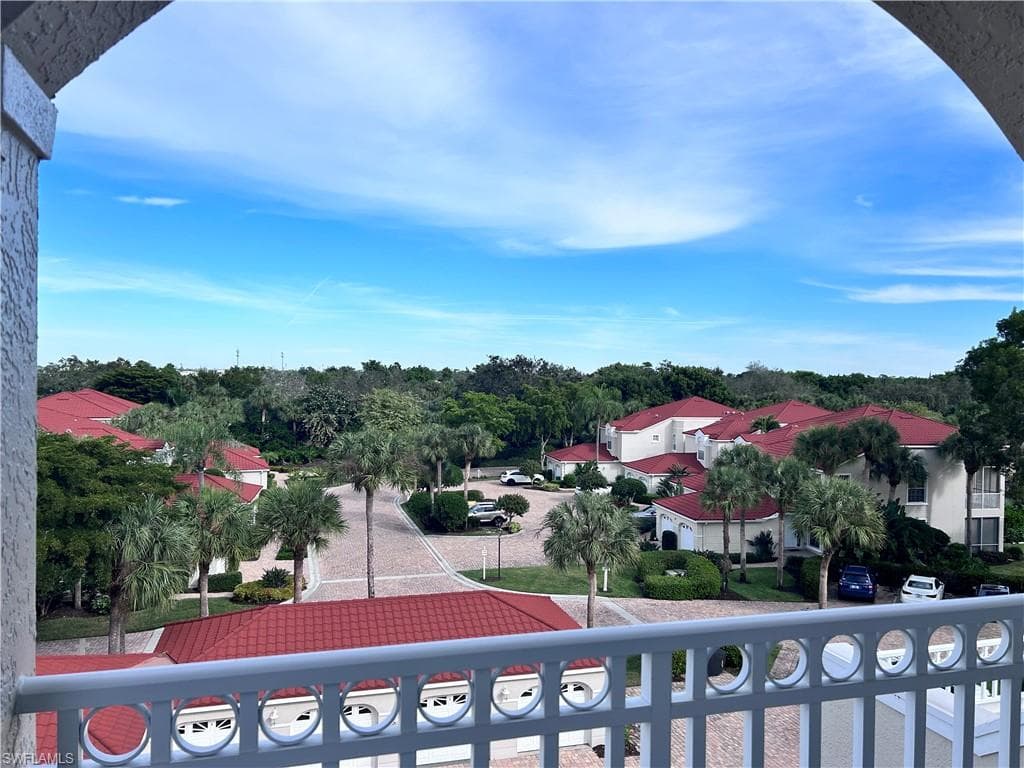 1530 Clermont DR # 401G, NAPLES FL 34109-24