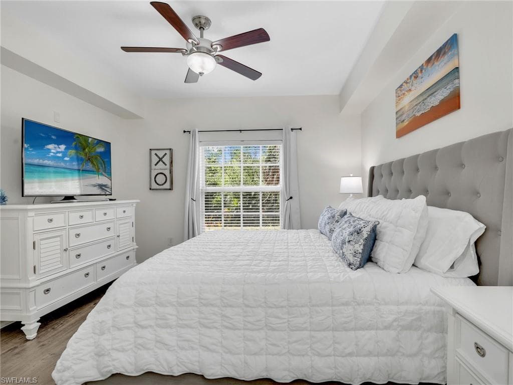 4420 Botanical Place CIR # 102, NAPLES FL 34112-11