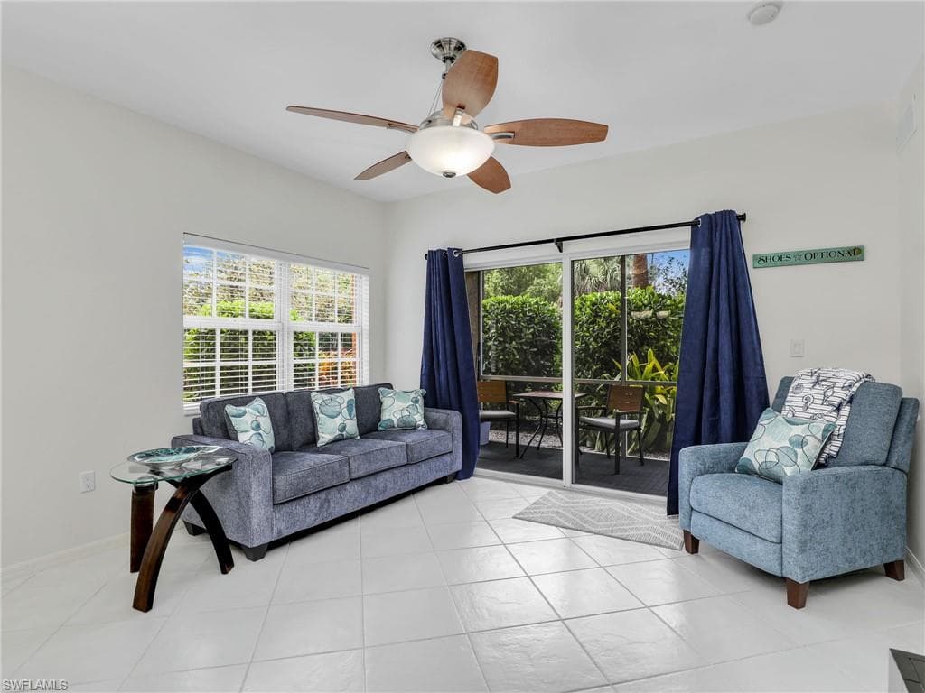 4420 Botanical Place CIR # 102, NAPLES FL 34112-6