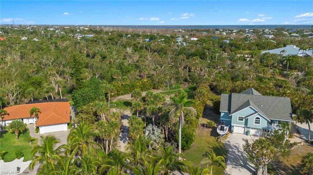 1746 Windward WAY, SANIBEL FL 33957-16