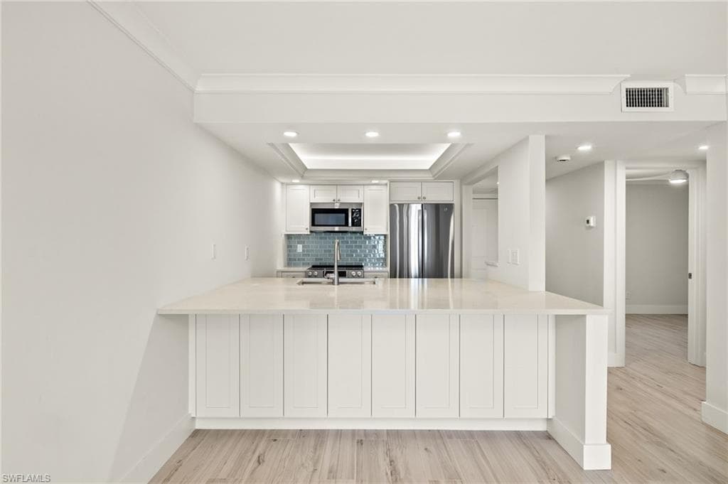 610 Donax ST 113-2