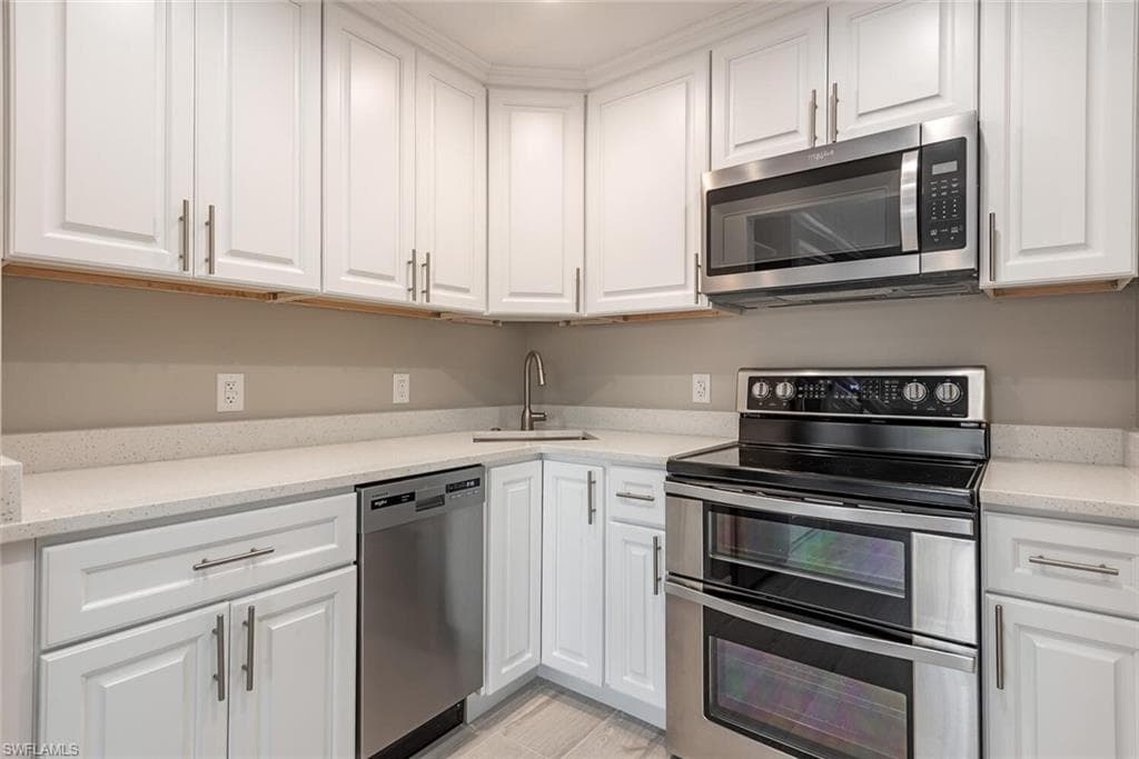 780 10th AVE S # 23, NAPLES FL 34102-11