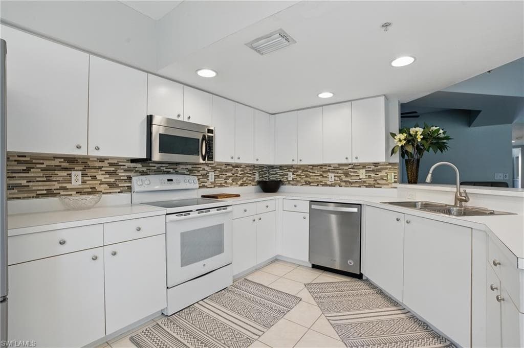 19851 Breckenridge DR # 102, ESTERO FL 33928-9