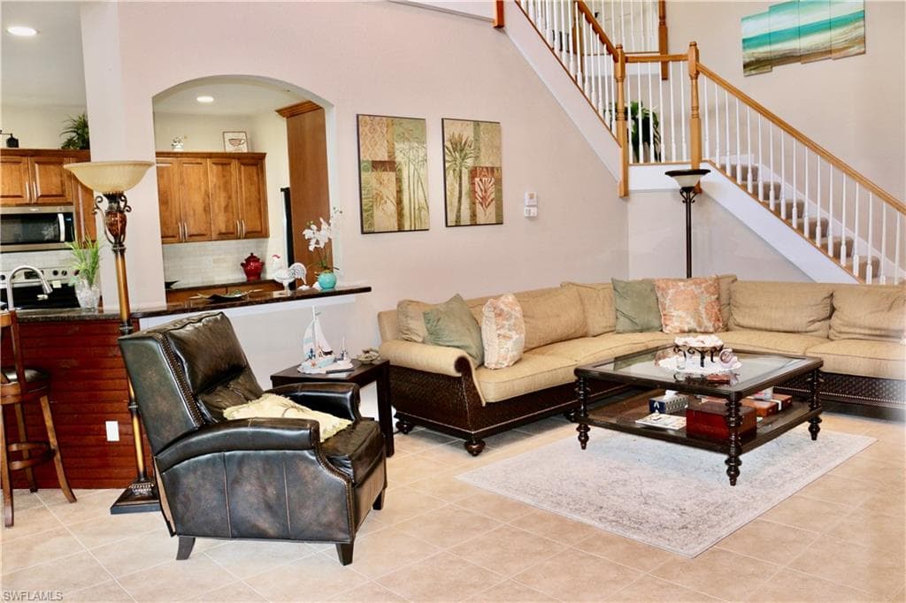 15474 Los Reyes LN, NAPLES FL 34110-5