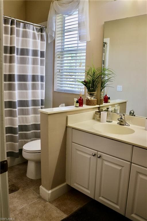 15474 Los Reyes LN, NAPLES FL 34110-15