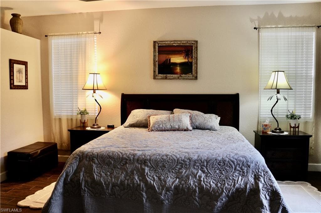 15474 Los Reyes LN, NAPLES FL 34110-11