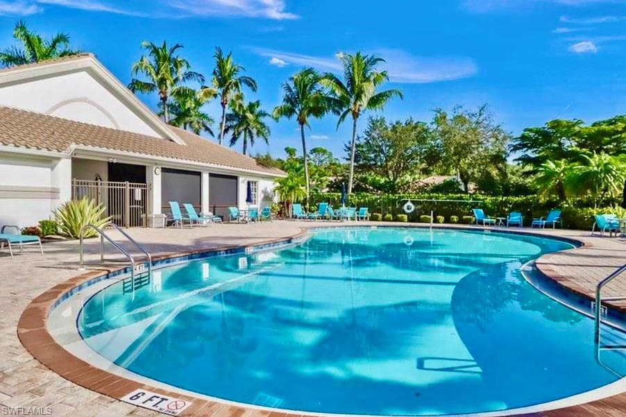 15474 Los Reyes LN, NAPLES FL 34110-33