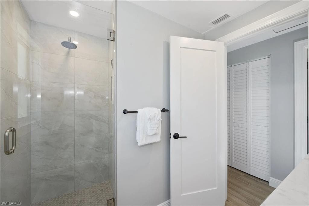 210 Dakota AVE, FORT MYERS BEACH FL 33931-16