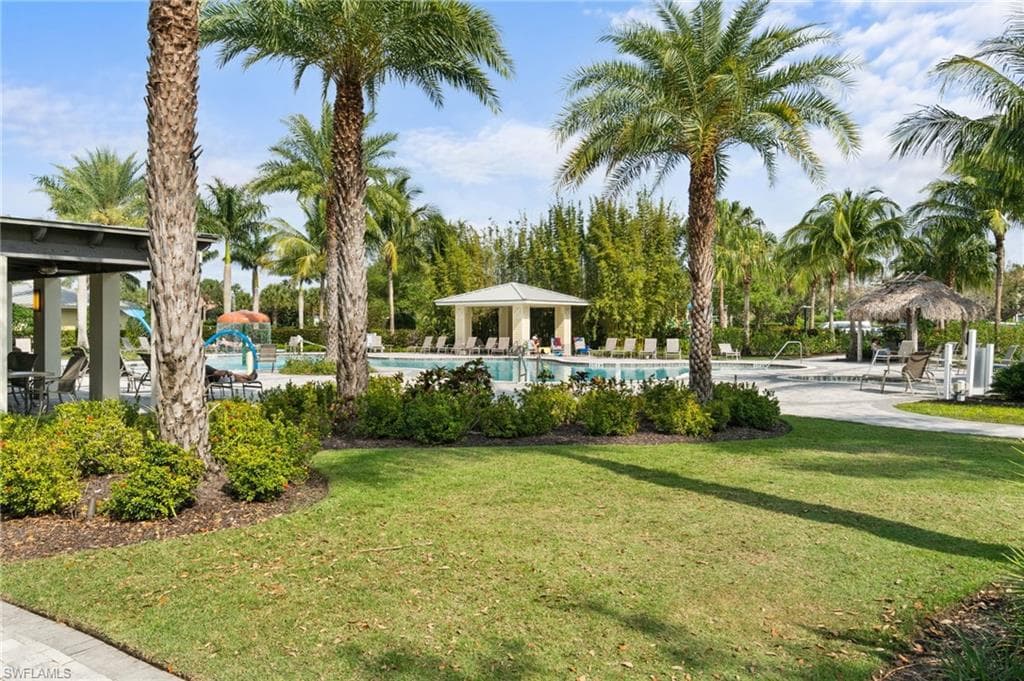 2767 Blossom WAY, NAPLES FL 34120-37