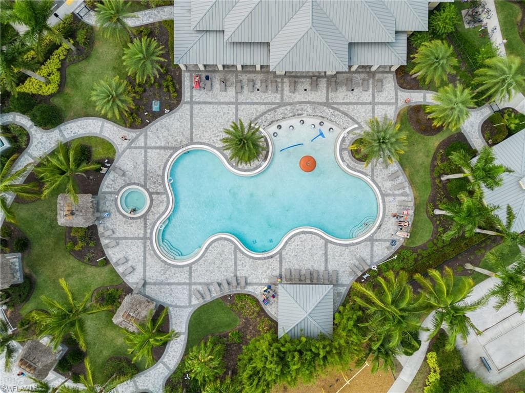 2767 Blossom WAY, NAPLES FL 34120-36