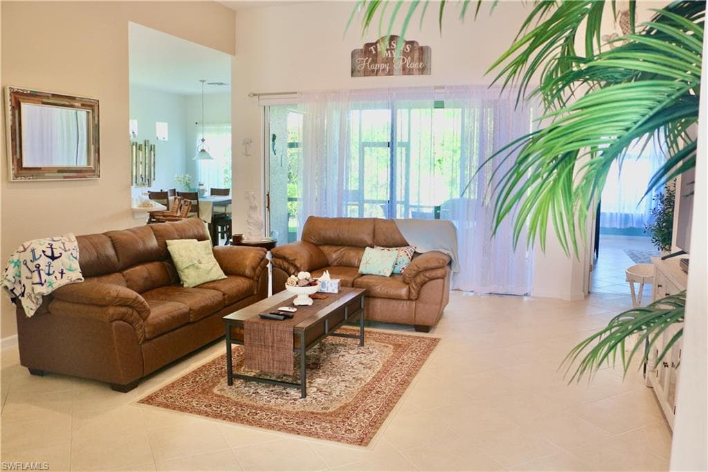 16192 Parque LN, NAPLES FL 34110-5