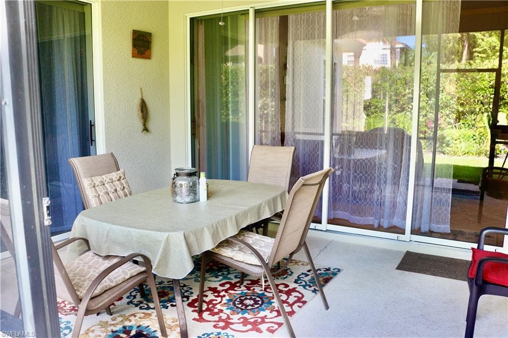 16192 Parque LN, NAPLES FL 34110-15