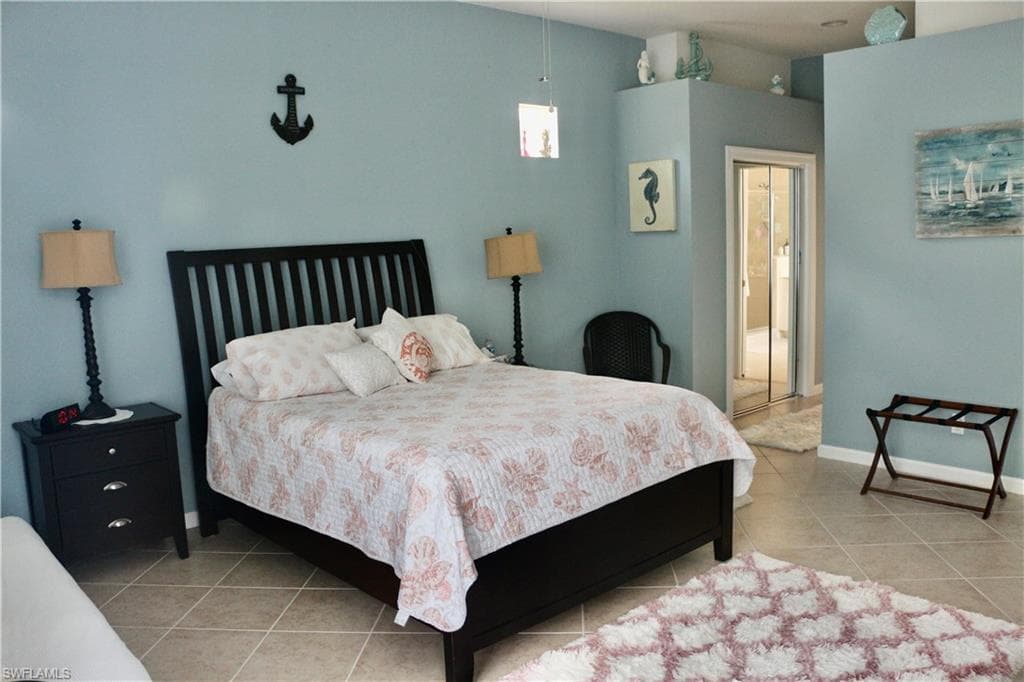 16192 Parque LN, NAPLES FL 34110-13