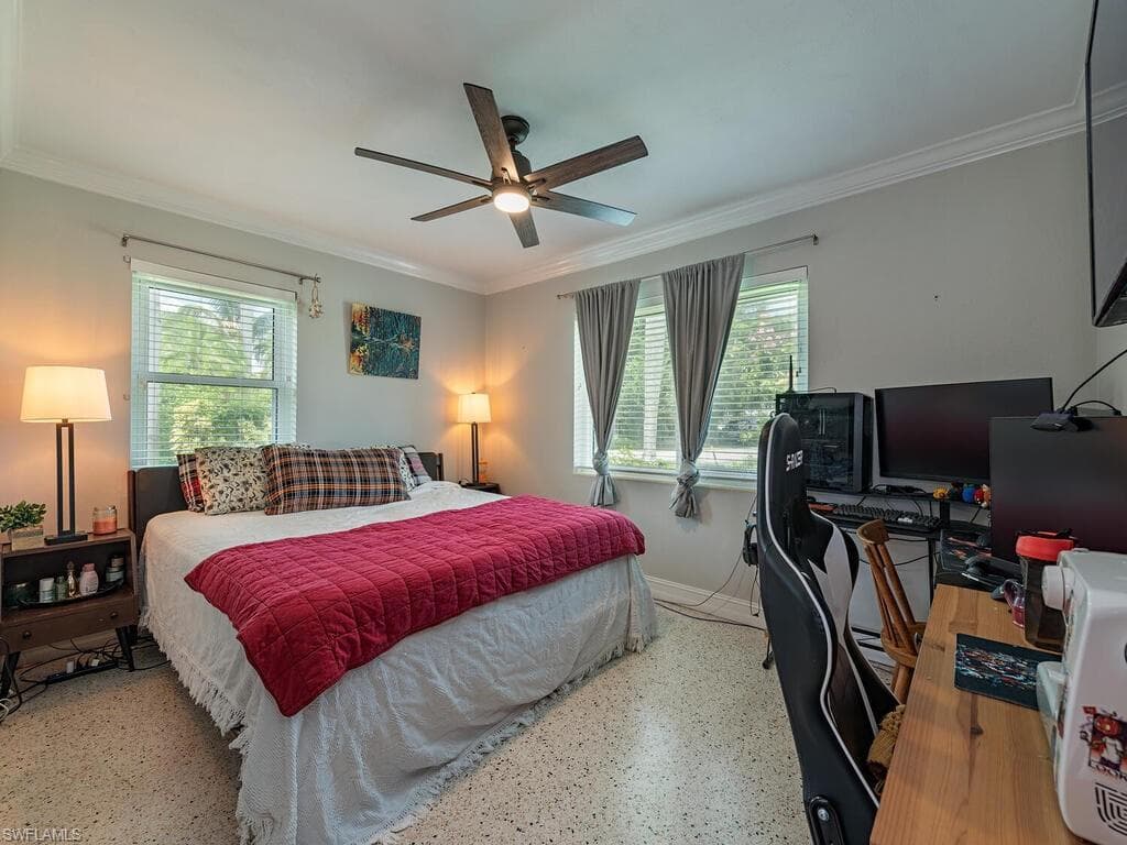 5521 Shaddelee LN W, FORT MYERS FL 33919-5