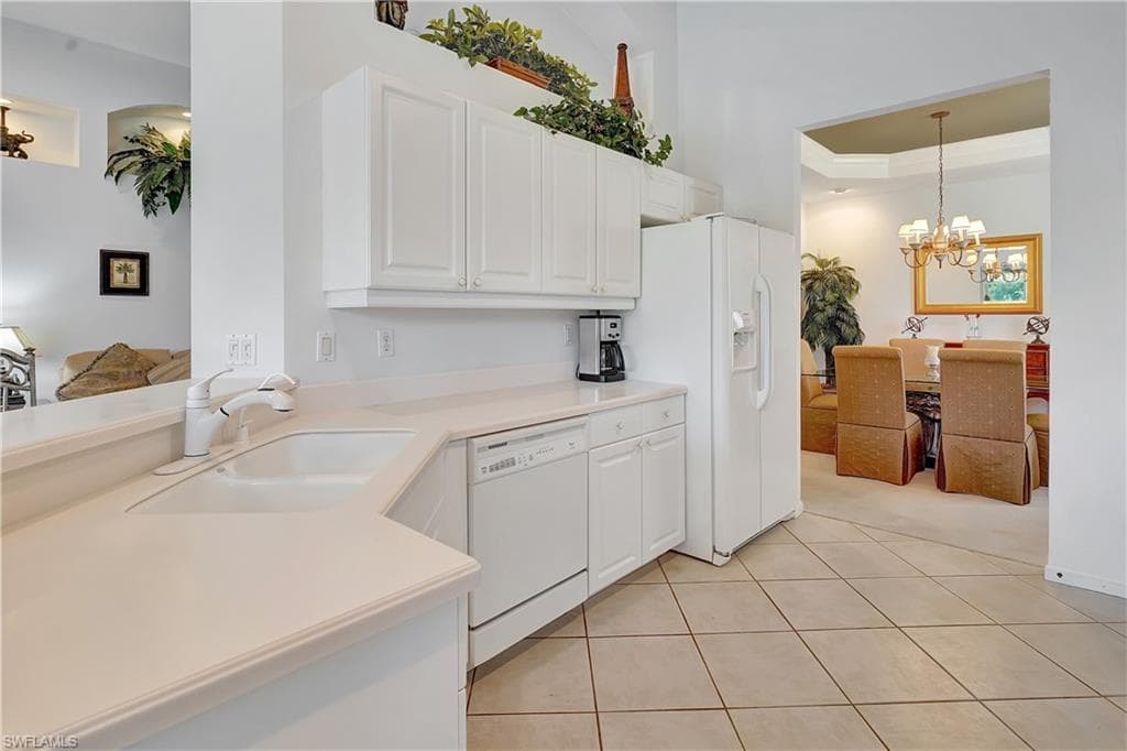 23156 Rosedale DR # 201, ESTERO FL 34135-12