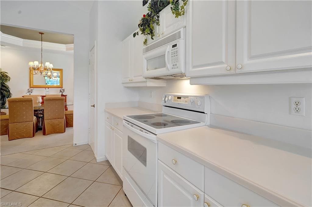 23156 Rosedale DR # 201, ESTERO FL 34135-13