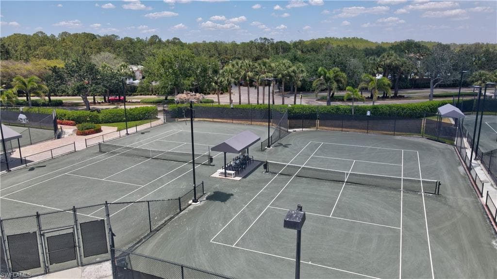 23156 Rosedale DR # 201, ESTERO FL 34135-40