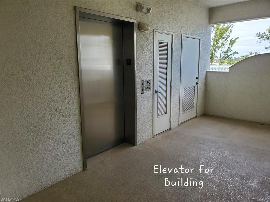 11041 Gulf Reflections DR # 204, FORT MYERS FL 33908-26
