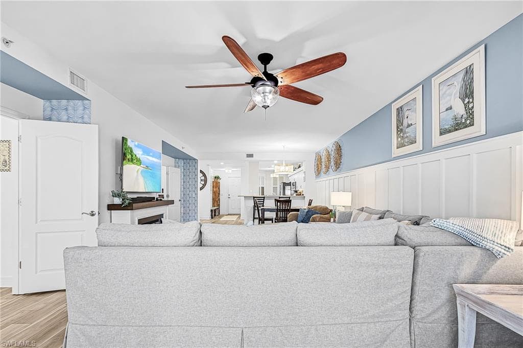11041 Gulf Reflections DR # 204, FORT MYERS FL 33908-5