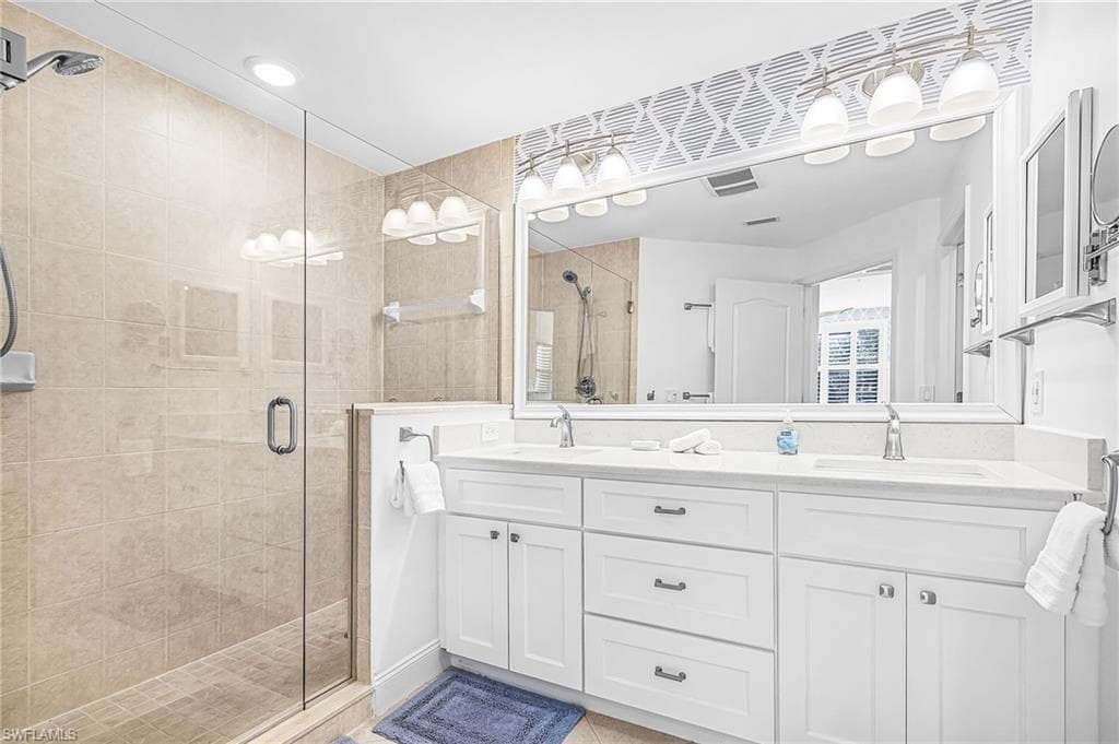 11041 Gulf Reflections DR # 204, FORT MYERS FL 33908-13