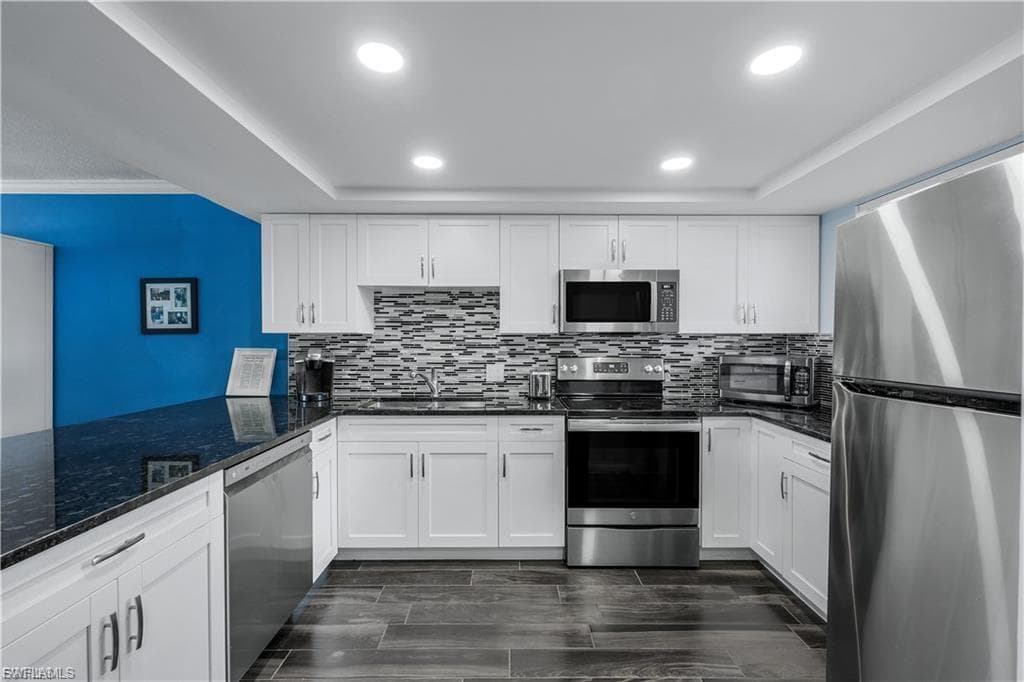 4260 SE 20th PL # 206, CAPE CORAL FL 33904-2