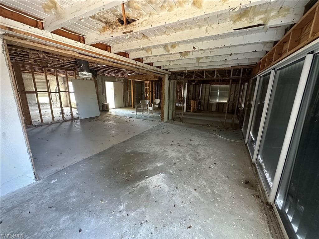 12 Bayview BLVD, FORT MYERS BEACH FL 33931-6