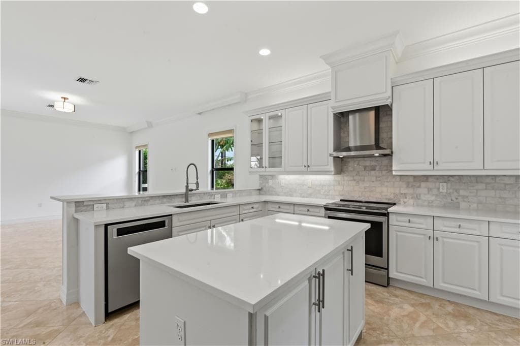 3412 Atlantic CIR, NAPLES FL 34119-12