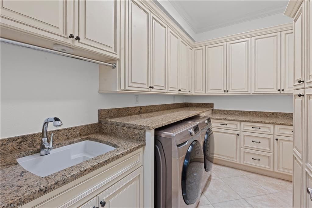 3412 Atlantic CIR, NAPLES FL 34119-33