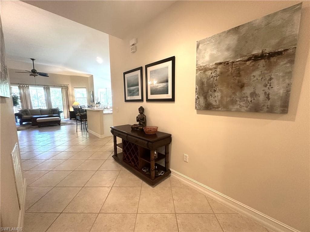 1634 Tarpon Bay DR S # 202, NAPLES FL 34119-7