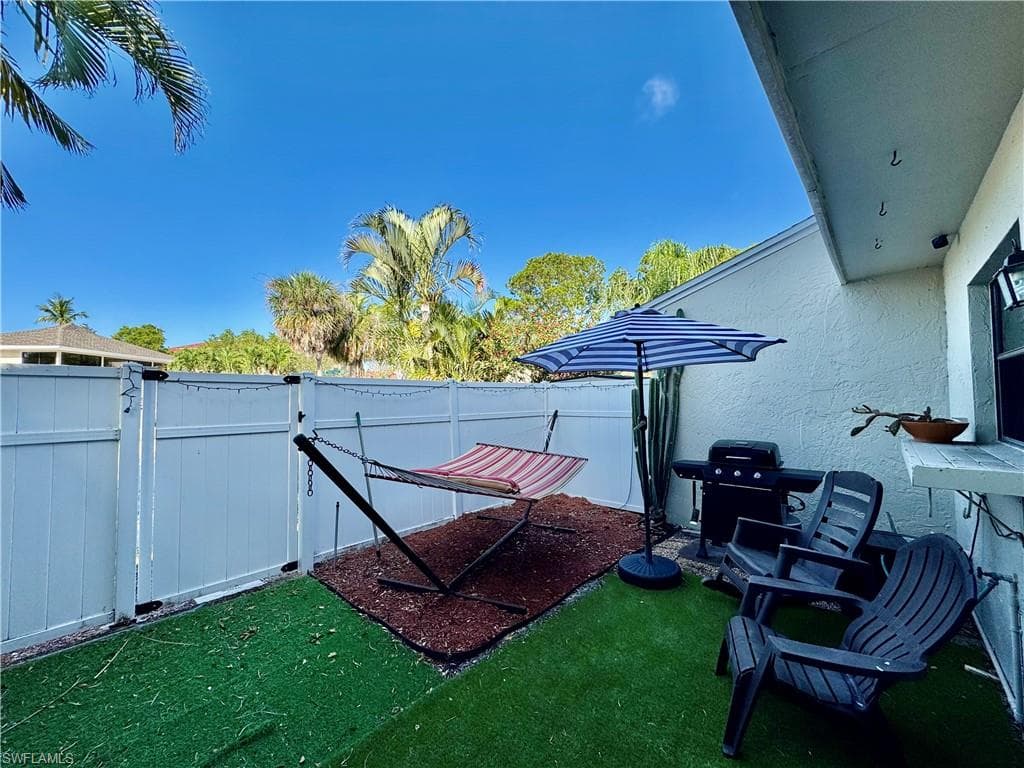 1431 SW Courtyards TER # 115, CAPE CORAL FL 33914-11