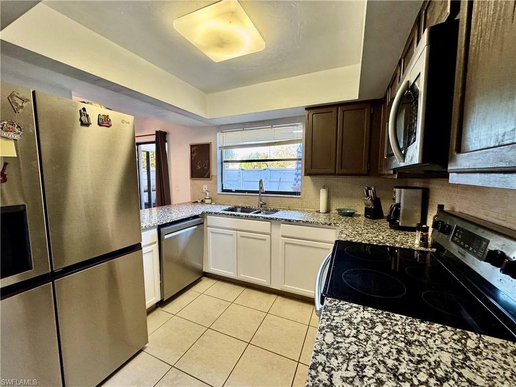 1431 SW Courtyards TER # 115, CAPE CORAL FL 33914-9