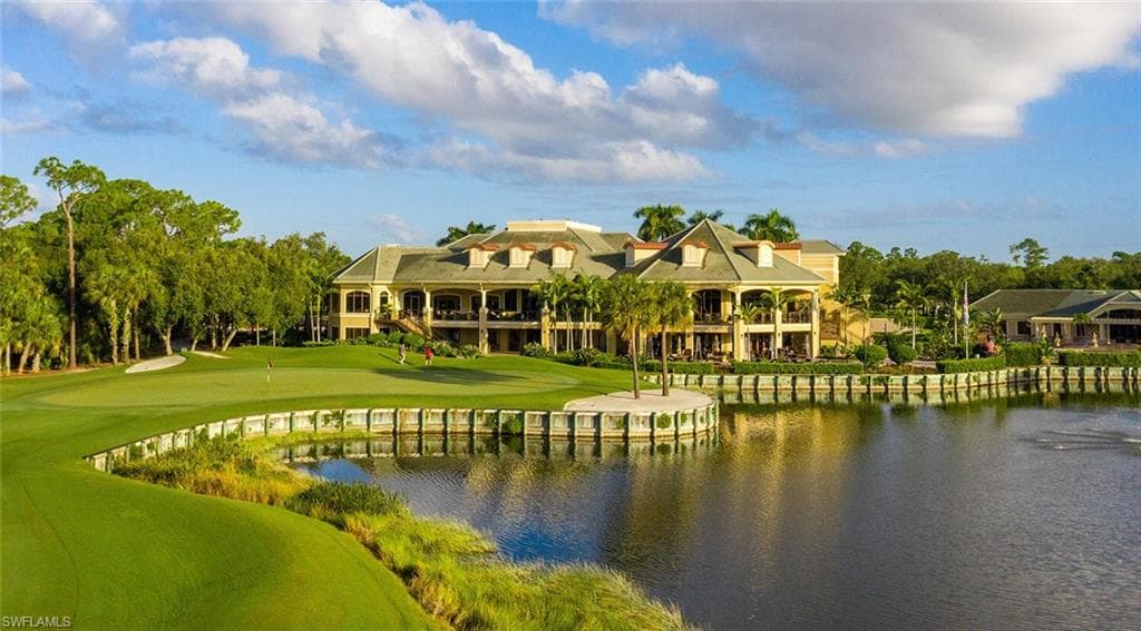 1570 Winding Oaks WAY # 201, NAPLES FL 34109-32