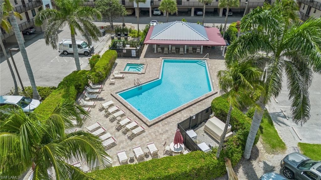 805 River Point DR # 202C, NAPLES FL 34102-13