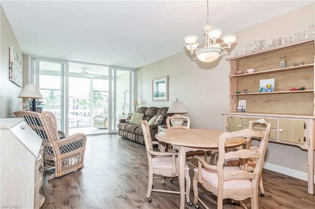 805 River Point DR # 202C, NAPLES FL 34102-3