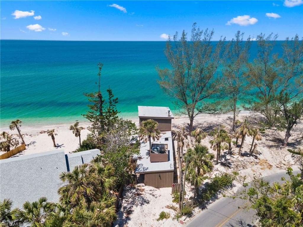 3203 Casey Key RD, NOKOMIS FL 34275-5