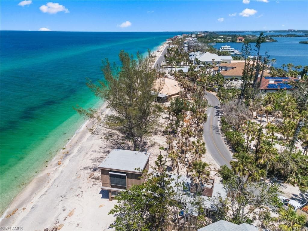 3203 Casey Key RD, NOKOMIS FL 34275-8