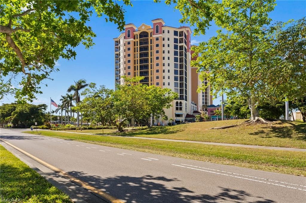 5793 Cape Harbour DR # 1111, CAPE CORAL FL 33914-35