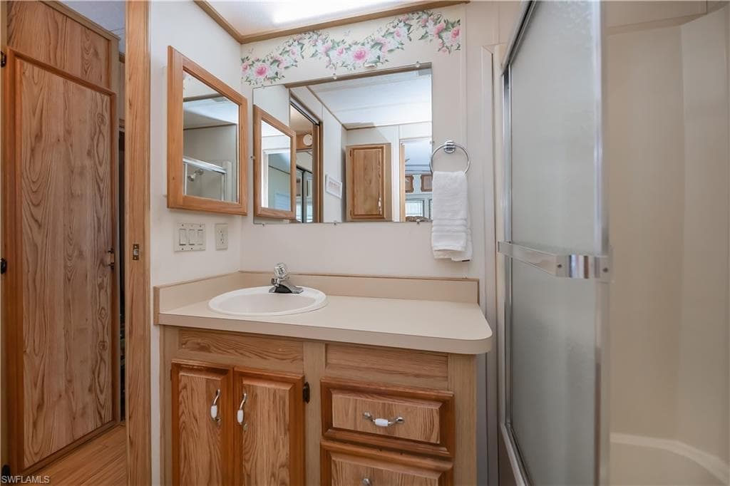 90 Lofty LN-12