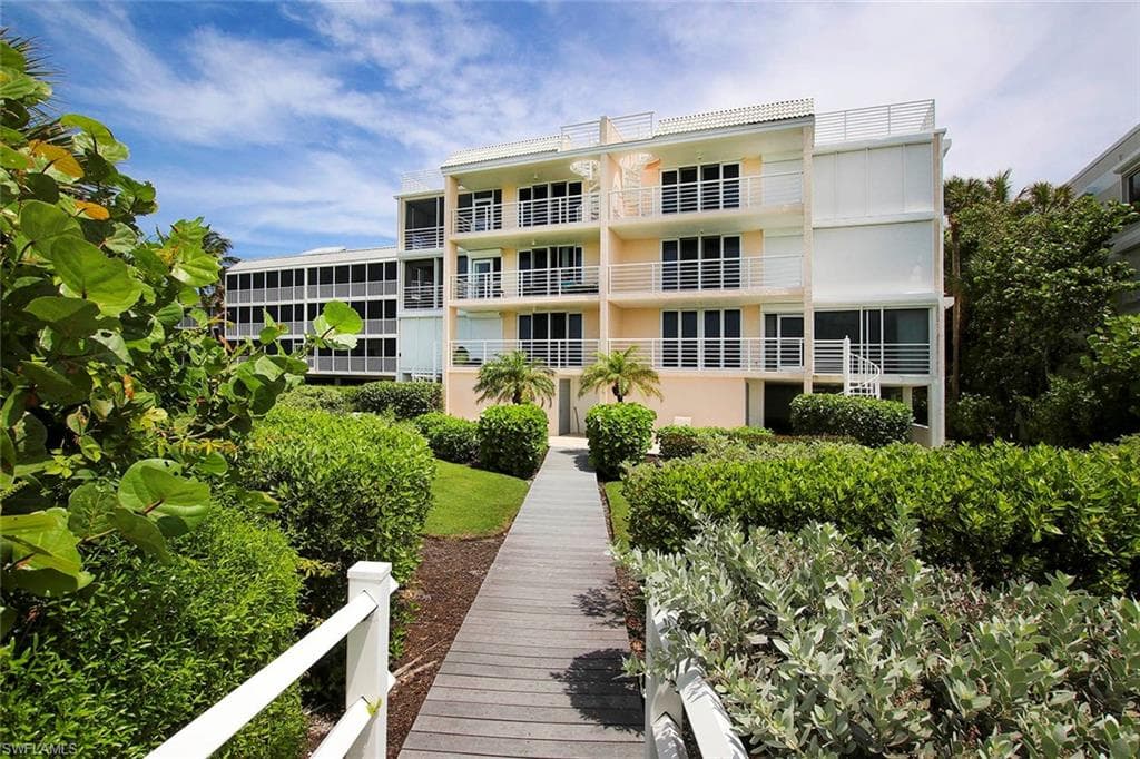 2959 W Gulf DR # 204, SANIBEL FL 33957-19