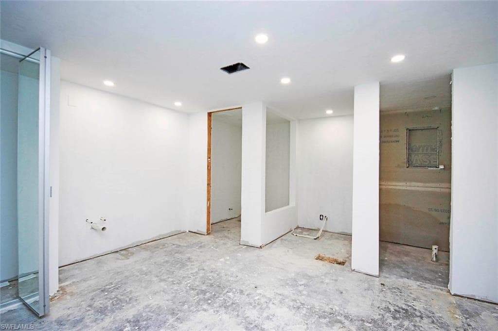 2959 W Gulf DR # 204, SANIBEL FL 33957-13