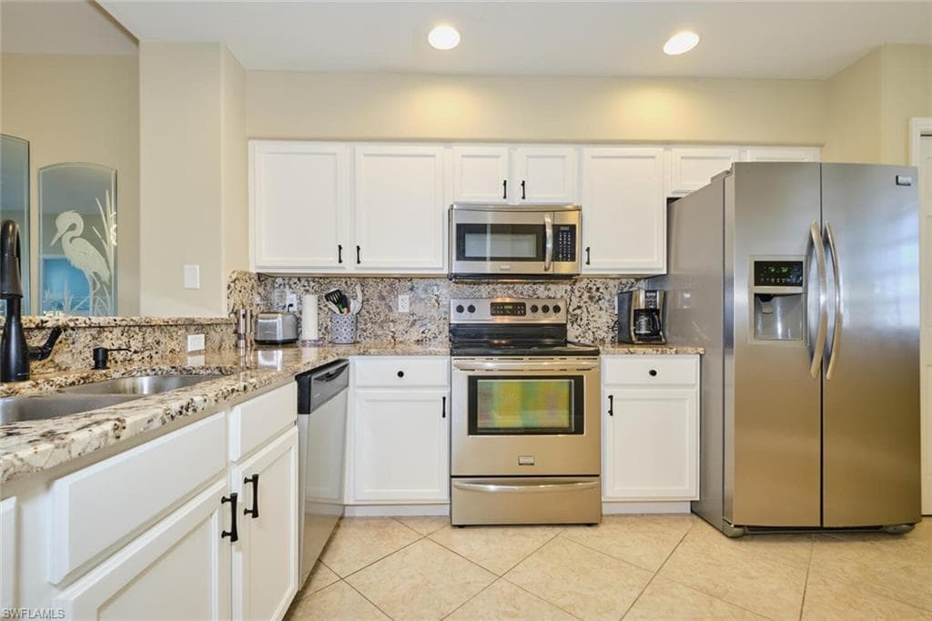 16400 Millstone CIR # 205, FORT MYERS FL 33908-16