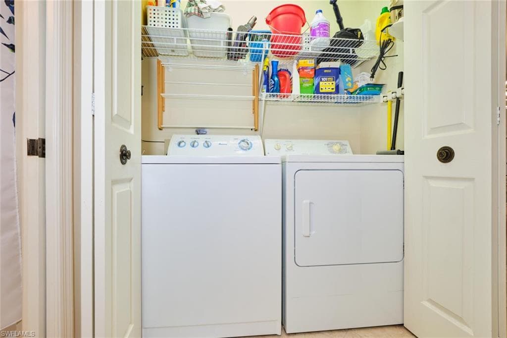 16400 Millstone CIR # 205, FORT MYERS FL 33908-38