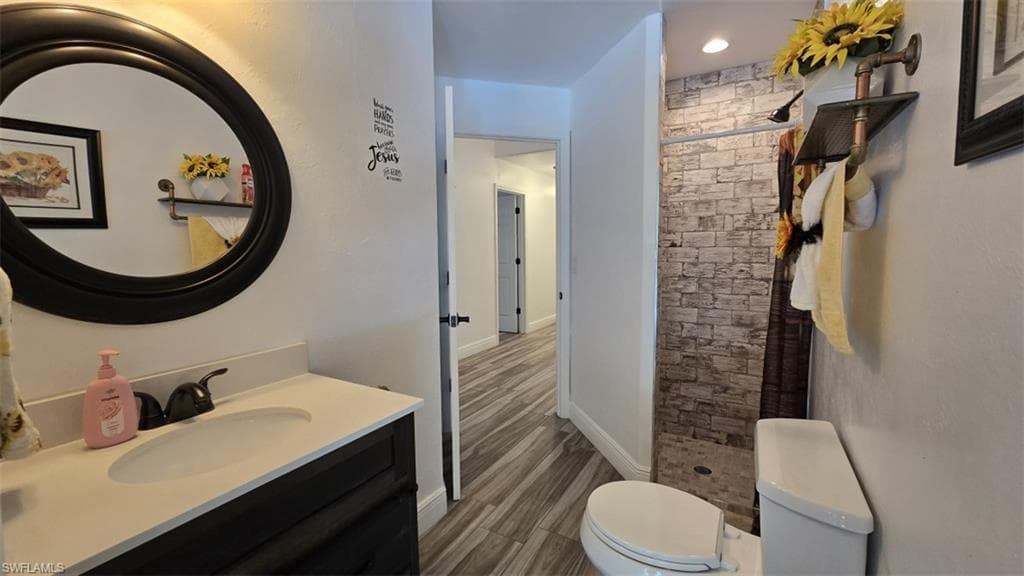 7311 Sean LN, NORTH FORT MYERS FL 33917-16