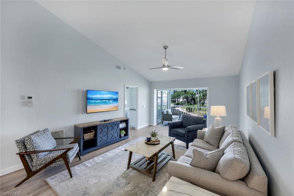 774 Wiggins Lake DR # 203, NAPLES FL 34110-1