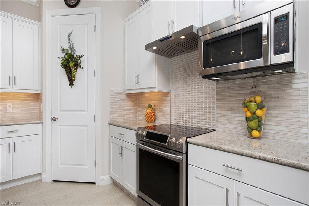 1406 Redona WAY, NAPLES FL 34113-11