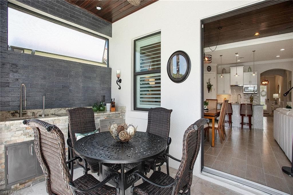 1406 Redona WAY, NAPLES FL 34113-6